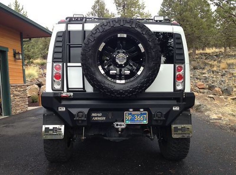 Road Armor 03-09 Hummer H2 Dakar Rear Non-Winch Bumper w/Tire Carrier - Raw