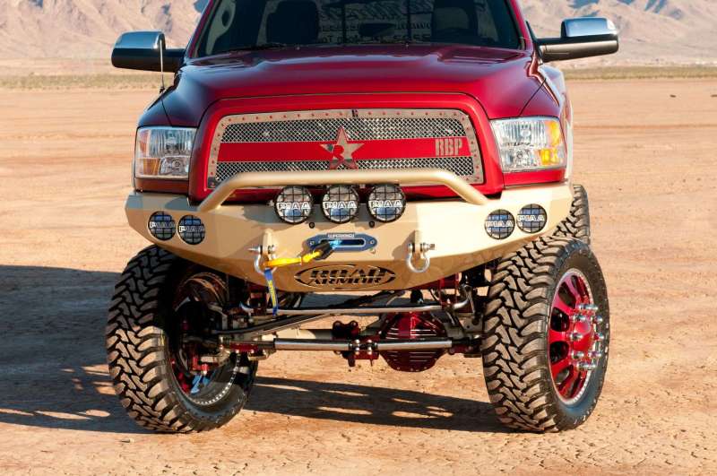 Road Armor 10-18 Ram 2500 Stealth Front Winch Bumper w/Pre-Runner Guard - Raw