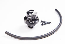 Load image into Gallery viewer, Radium Engineering FPD-XR Direct Mount 8AN ORB Fuel Pulse Damper Kit
