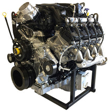 Load image into Gallery viewer, Ford Racing 7.3L V8 Super Duty Crate Engine (No Cancel No Returns)