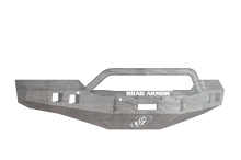 Load image into Gallery viewer, Road Armor 16-18 Chevy 1500 Stealth Front Winch Bumper w/Pre-Runner Guard - Raw